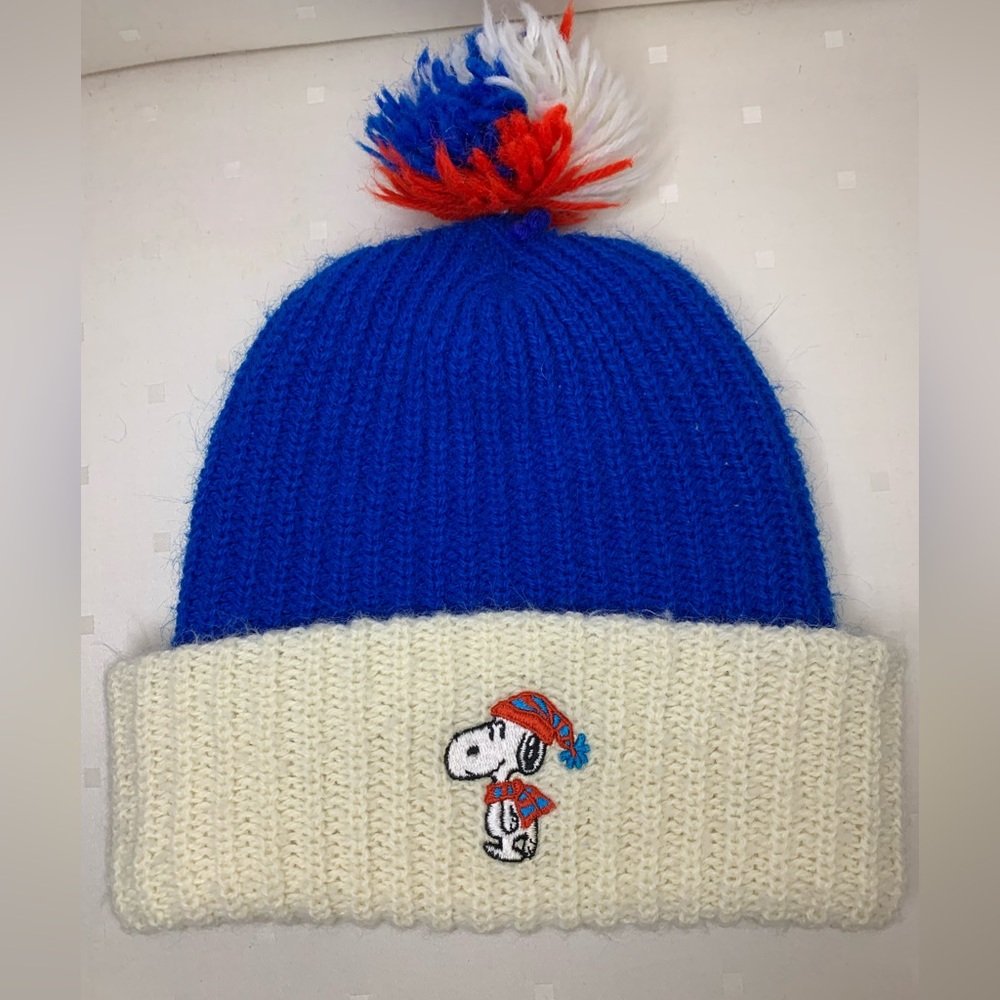Snoopy Corp 1958 winter Beanie with yarn tassel